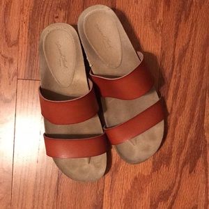 Universal Thread Double Strap Wedge Sandal | Size 7